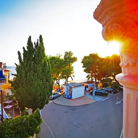 Jona Tribunj (Sibenik-Knin)