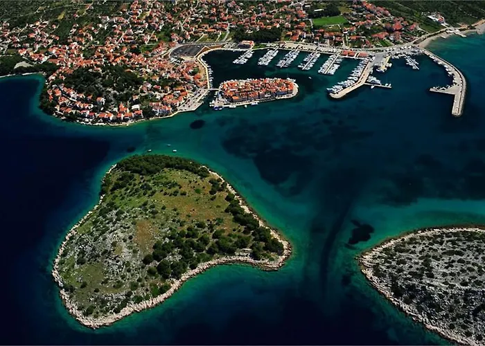 Jona Tribunj (Sibenik-Knin)