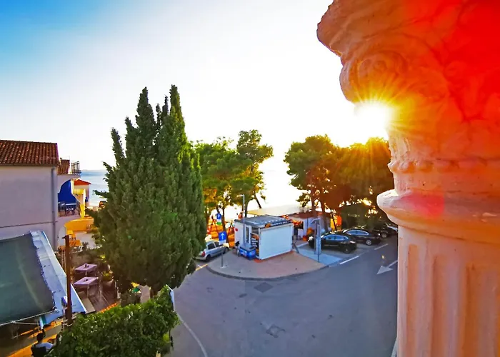 Jona Tribunj (Sibenik-Knin)